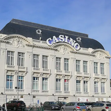 Апартаменты Study Du Pecheur *